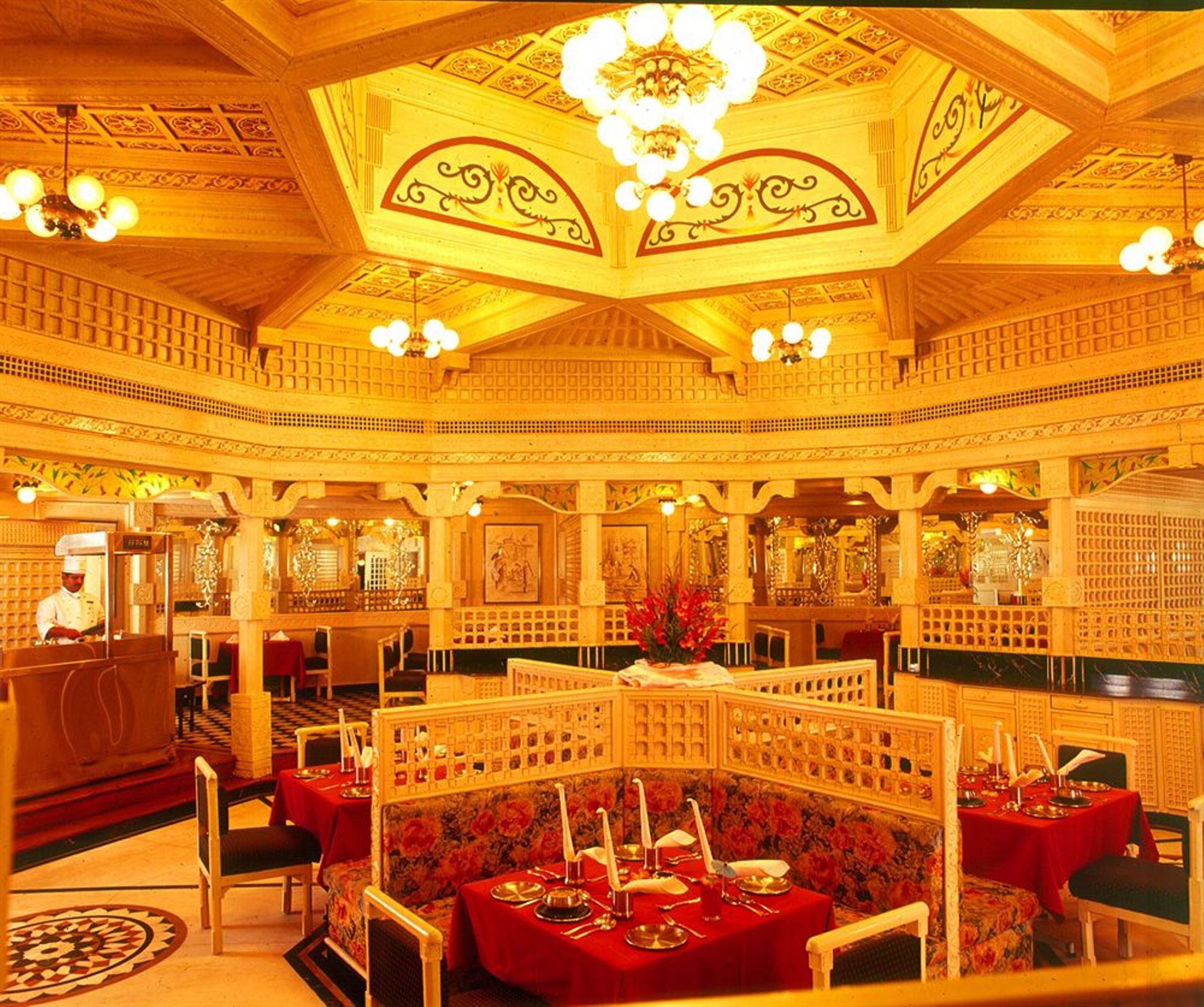 Savera Hotel Chennai Restoran fotoğraf