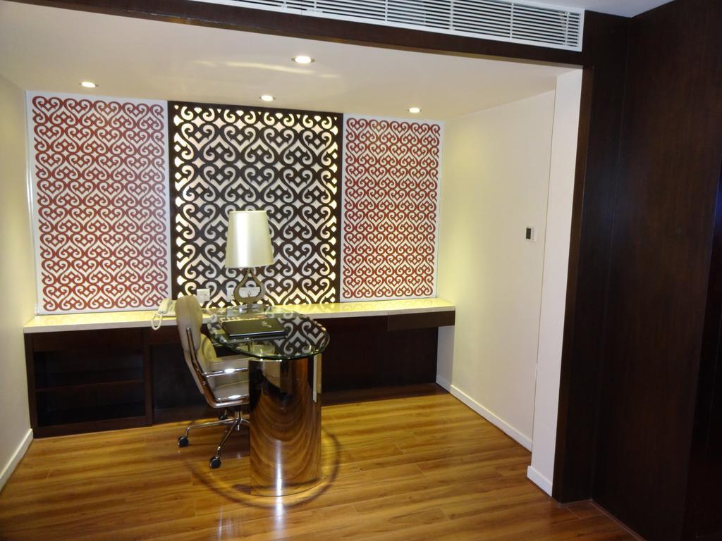 Savera Hotel Chennai Dış mekan fotoğraf