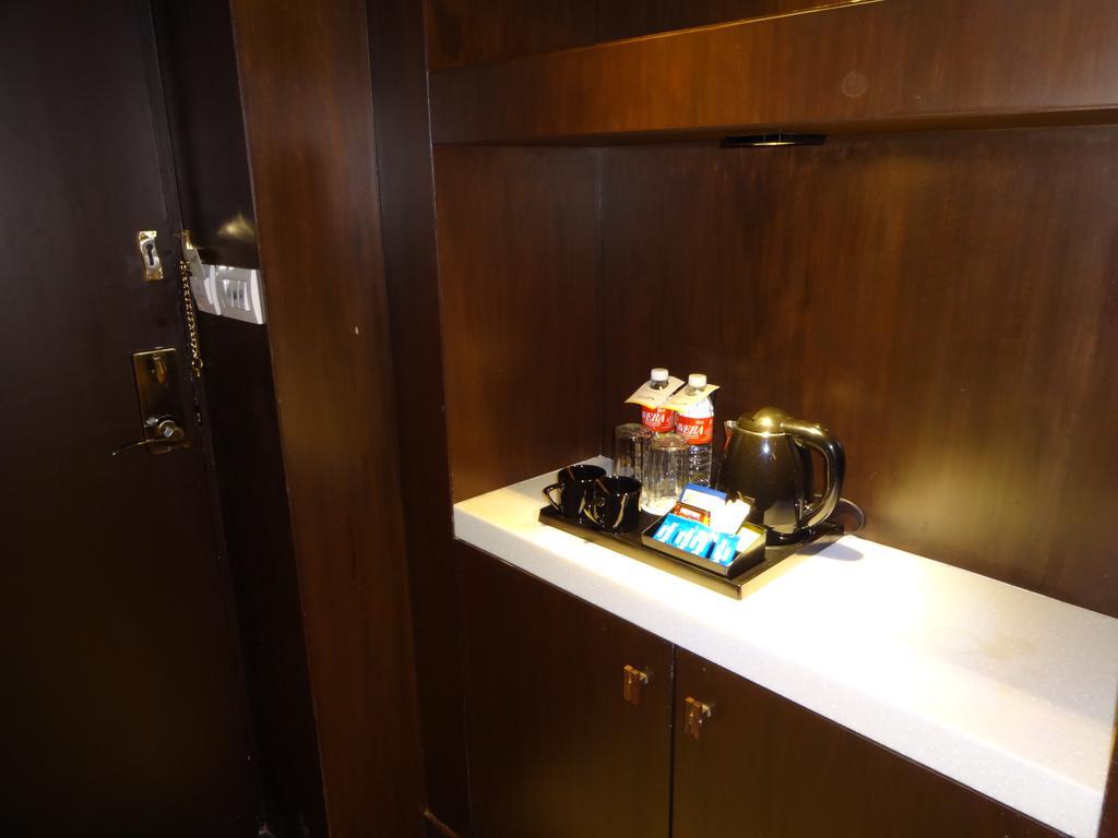 Savera Hotel Chennai Dış mekan fotoğraf